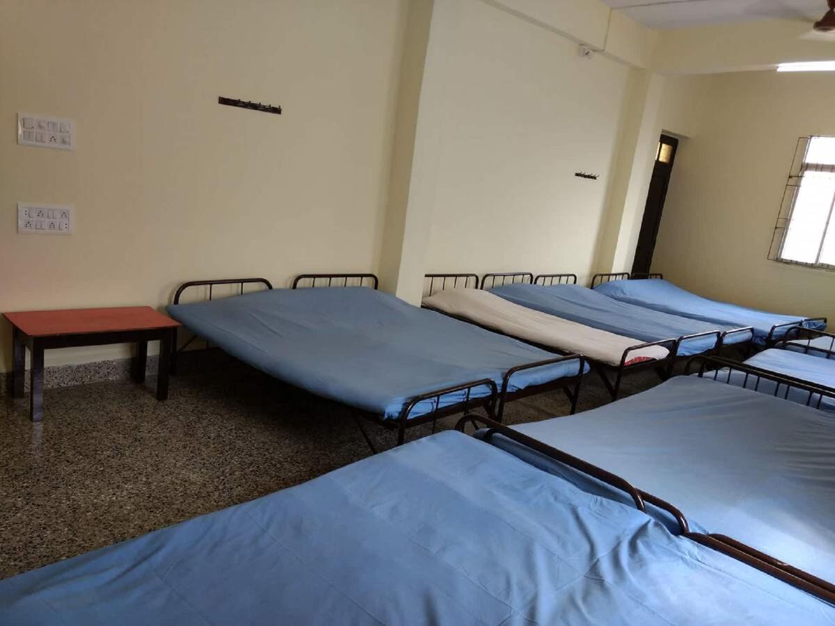 Sanrit Hotel photo 1