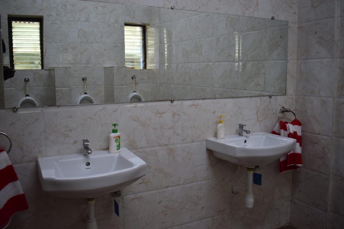 Sanrit Hotel photo 3