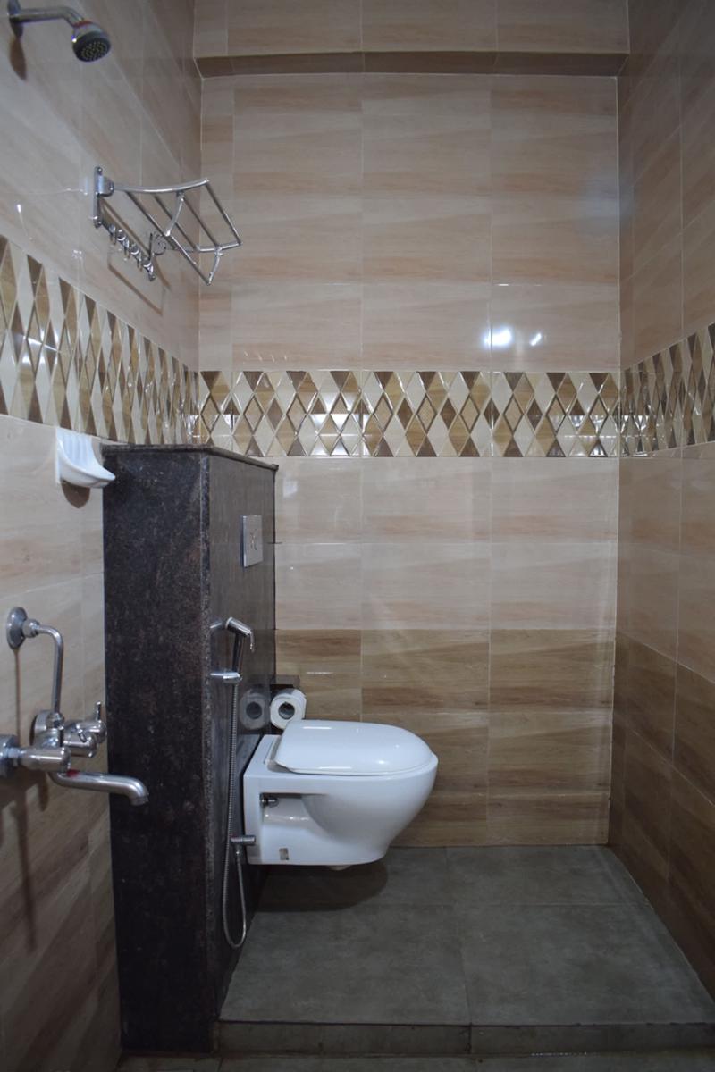 Sanrit Hotel photo 4