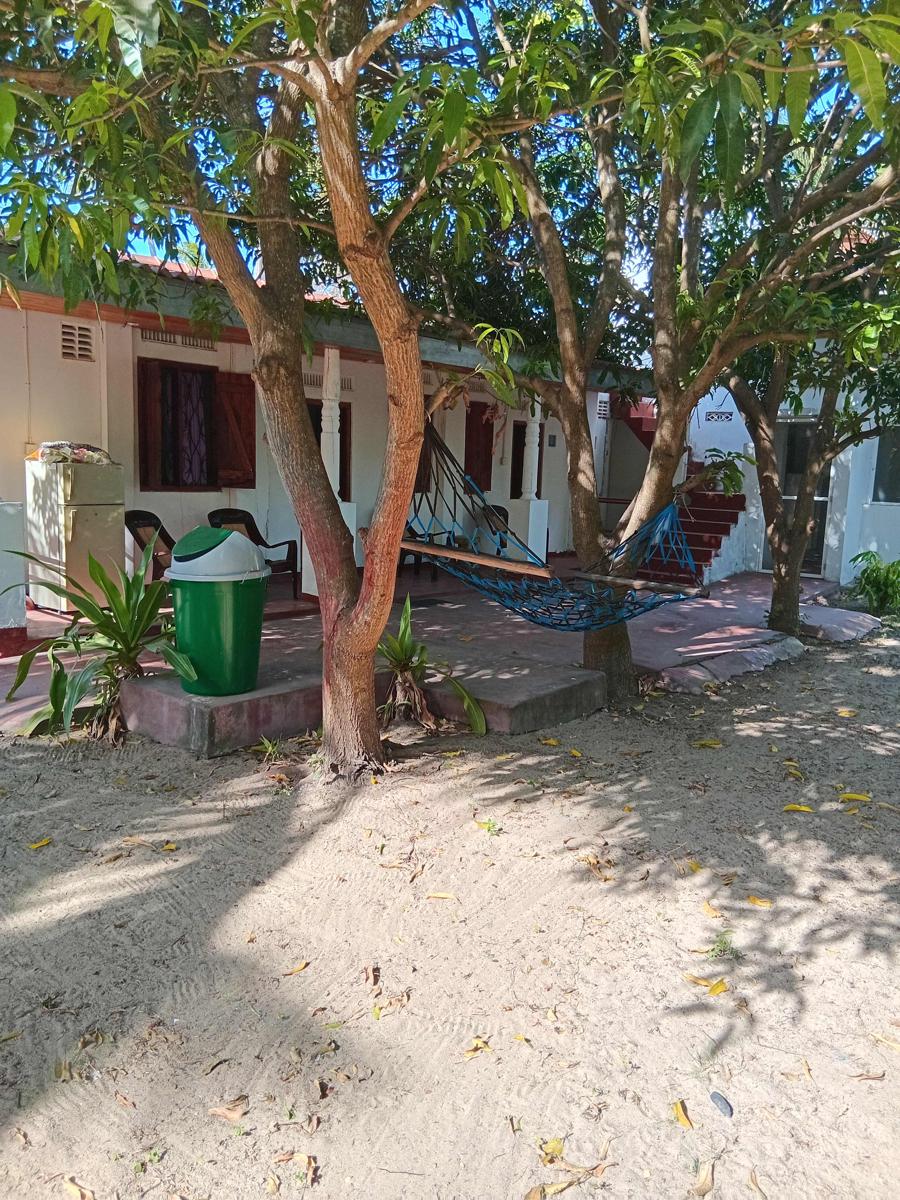 Cafe Nilaveli Holiday Home photo 2