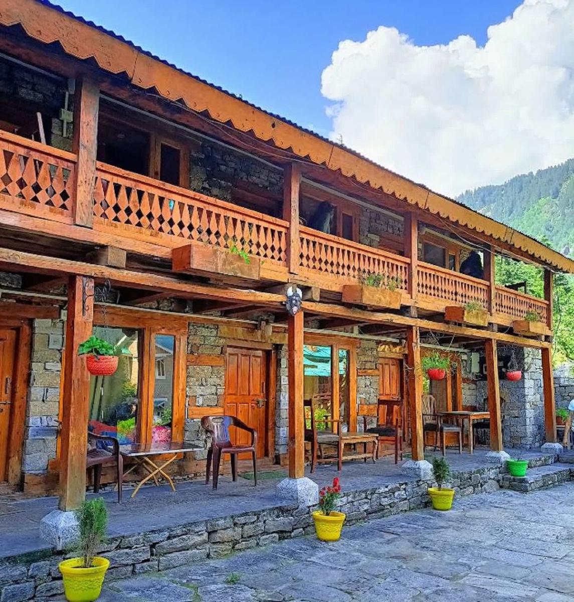 Mudhouse Manali photo 1