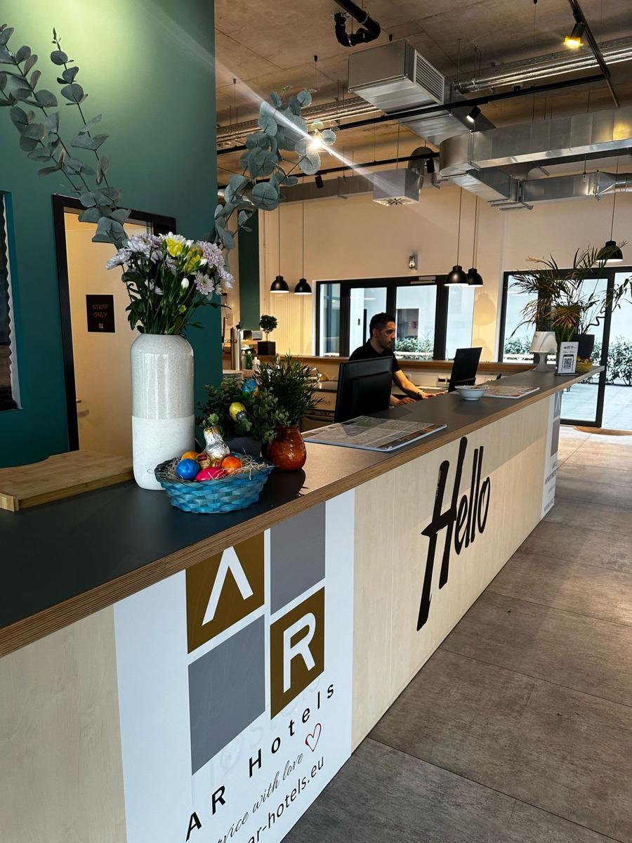 AR Living photo 2