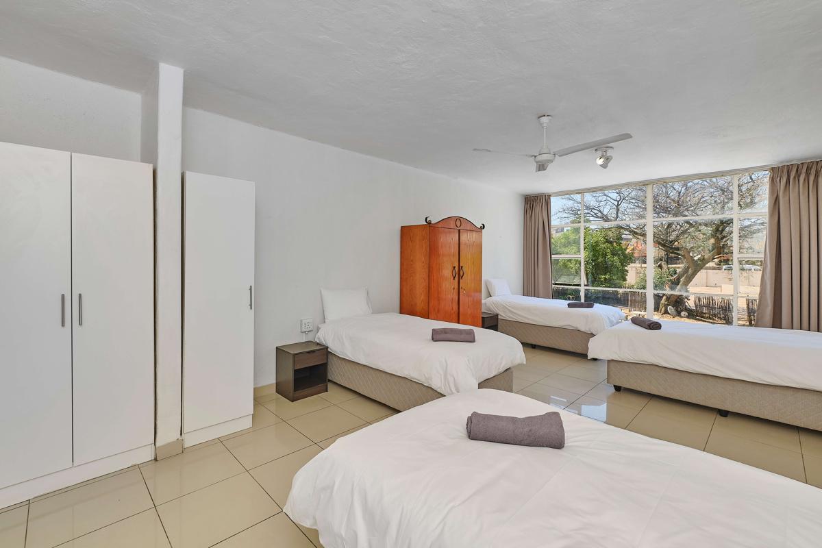 Inn and Out Sandton Park photo 3