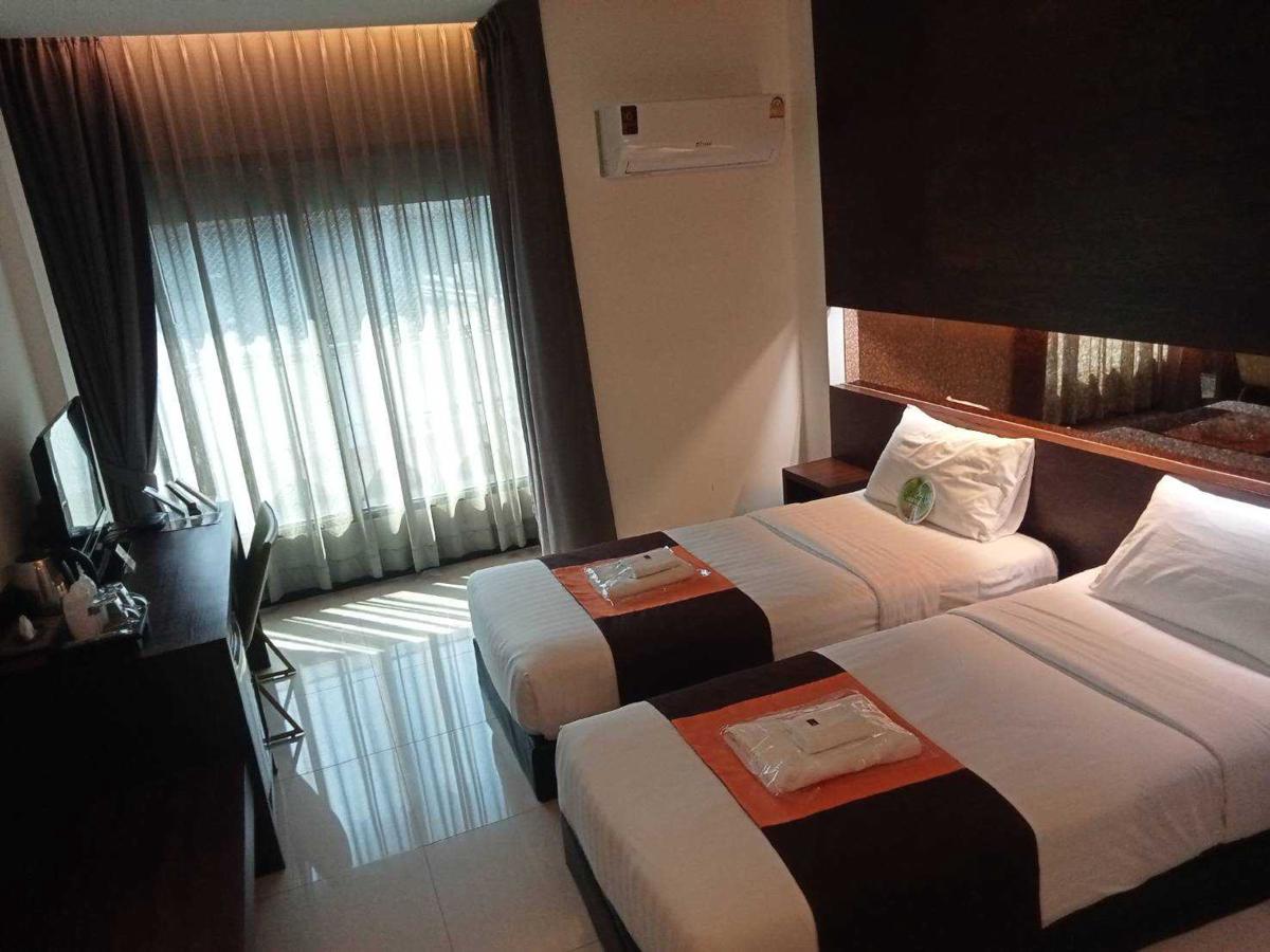 Collection O The Bangkok Airport Link Suite photo 2