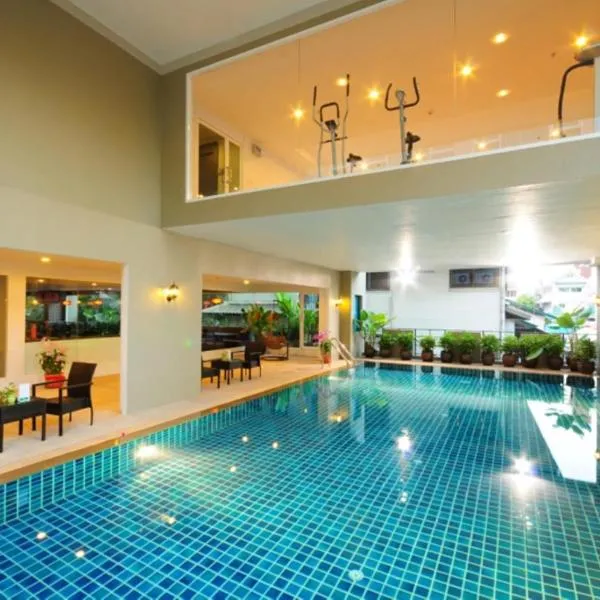 Boss Suites Nana Hotel photo 5