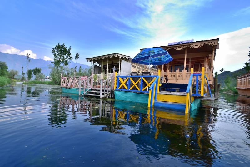 Golden Hopes Group of Houseboats photo 1