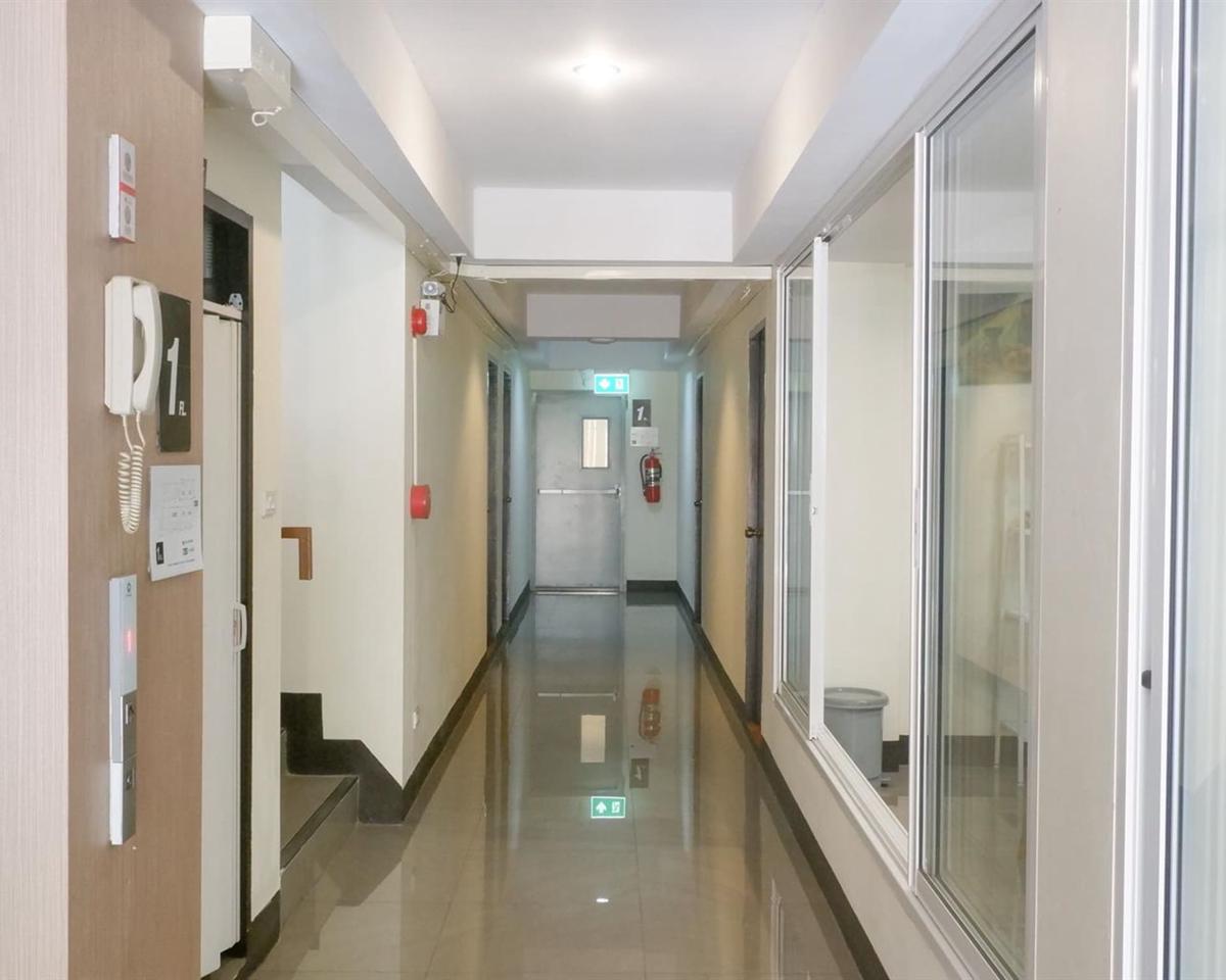 Airport A1 Hotel photo 2
