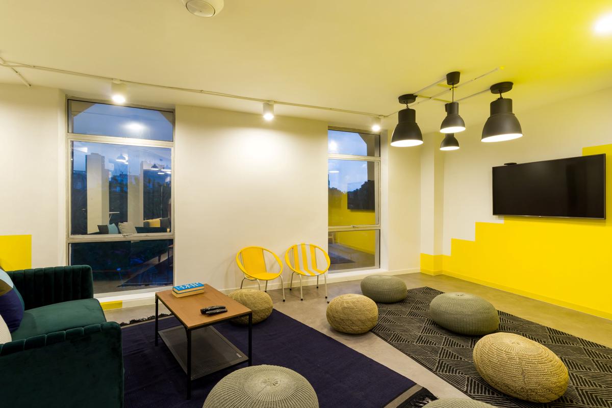 Upstairs Downstairs CoLiving Kampung Pandan photo 2
