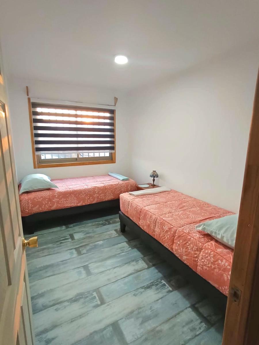 Hostel Rogiel a 10 min del Aeropuerto de Santiago photo 4