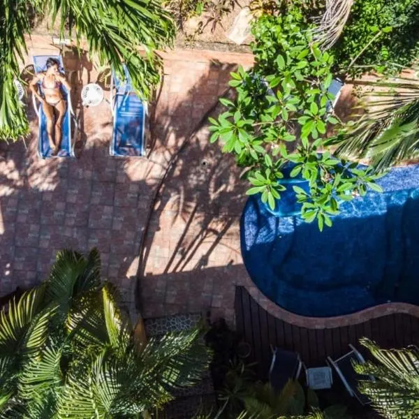 Roatan Backpackers' Hostel photo 5