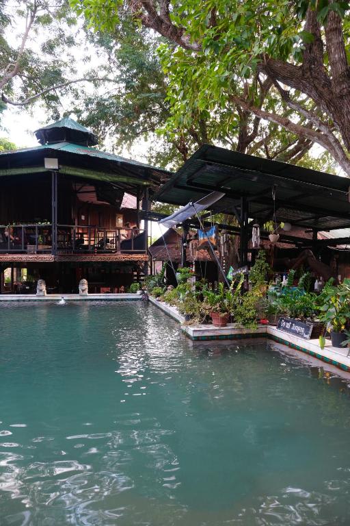 Tropical Hostel photo 1