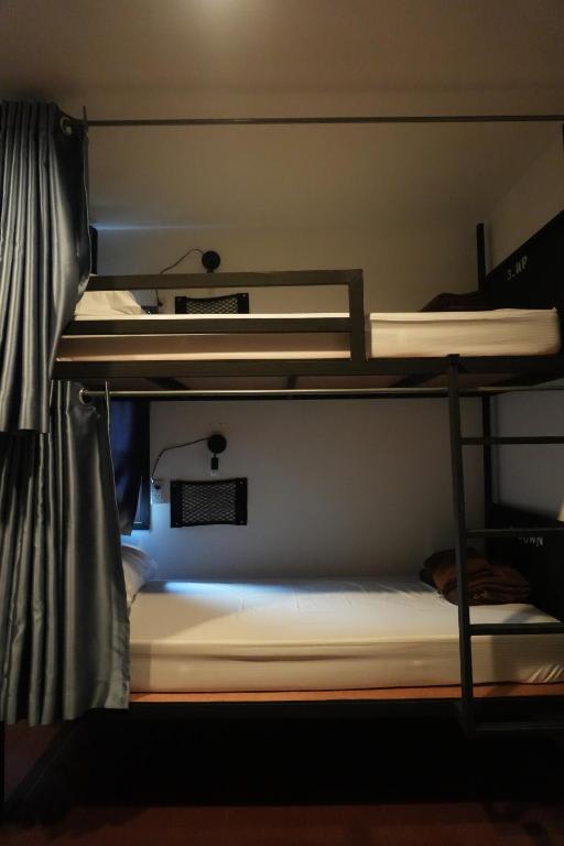 Tropical Hostel photo 3