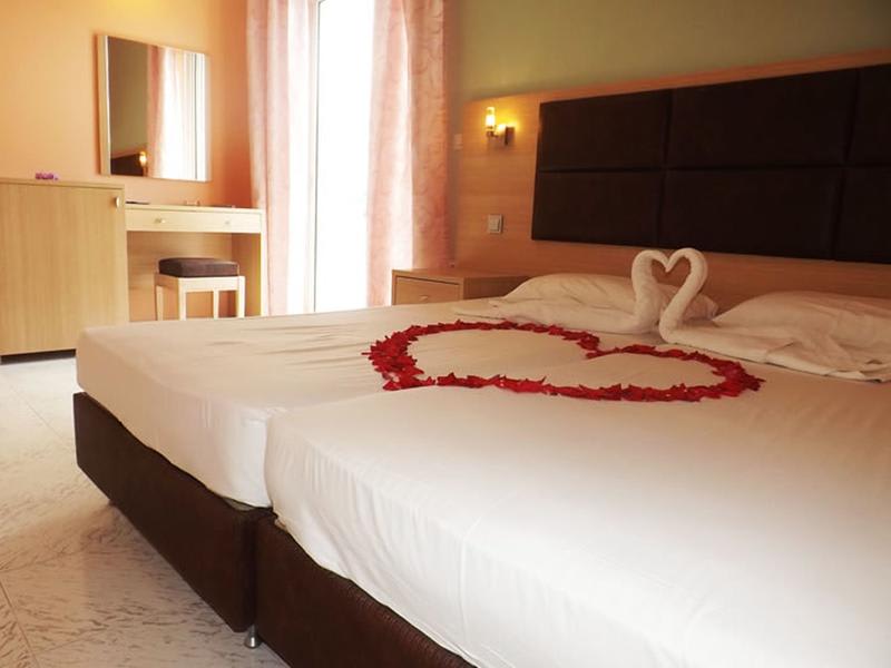Leonidas Hotel photo 3