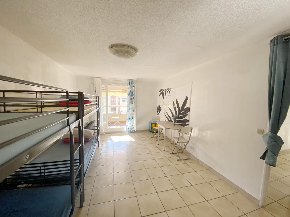 Budget-Friendly Bunk/Shared Room photo 2