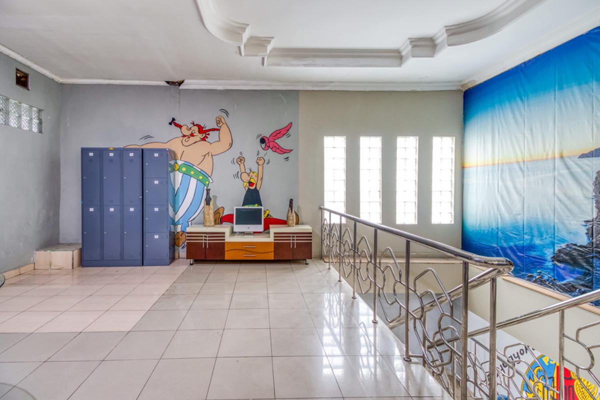 RedDoorz Hostel near Stadion Mandala Krida Yogya photo 4