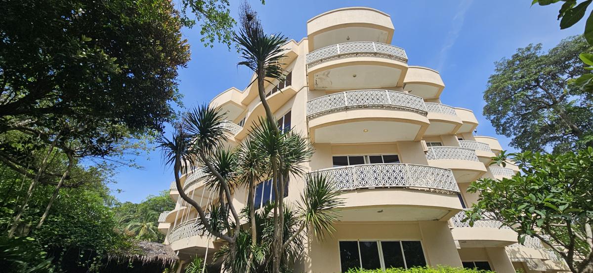 Hawaii Resort and Family Suite photo 3