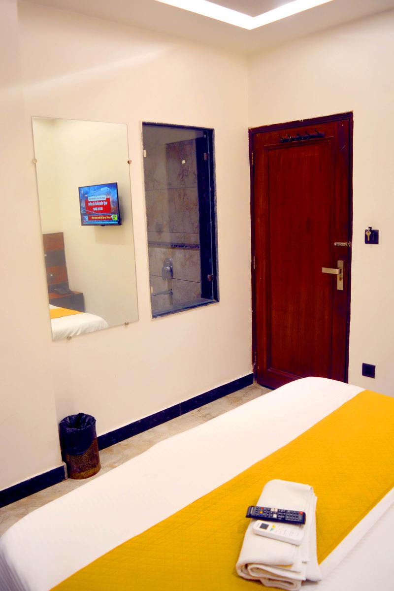 Hotel Delhi Empire Dx photo 3