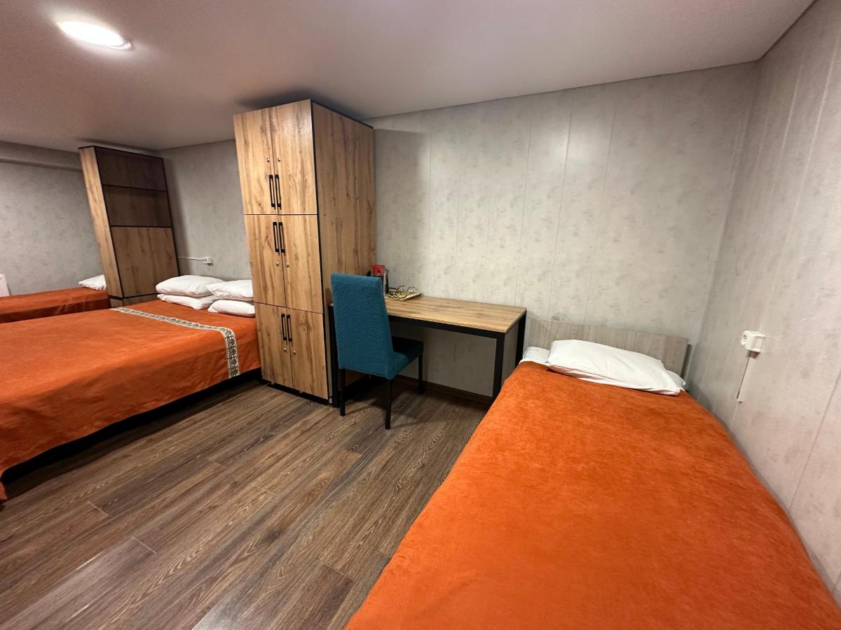 Family Guest House & Hostel photo 6