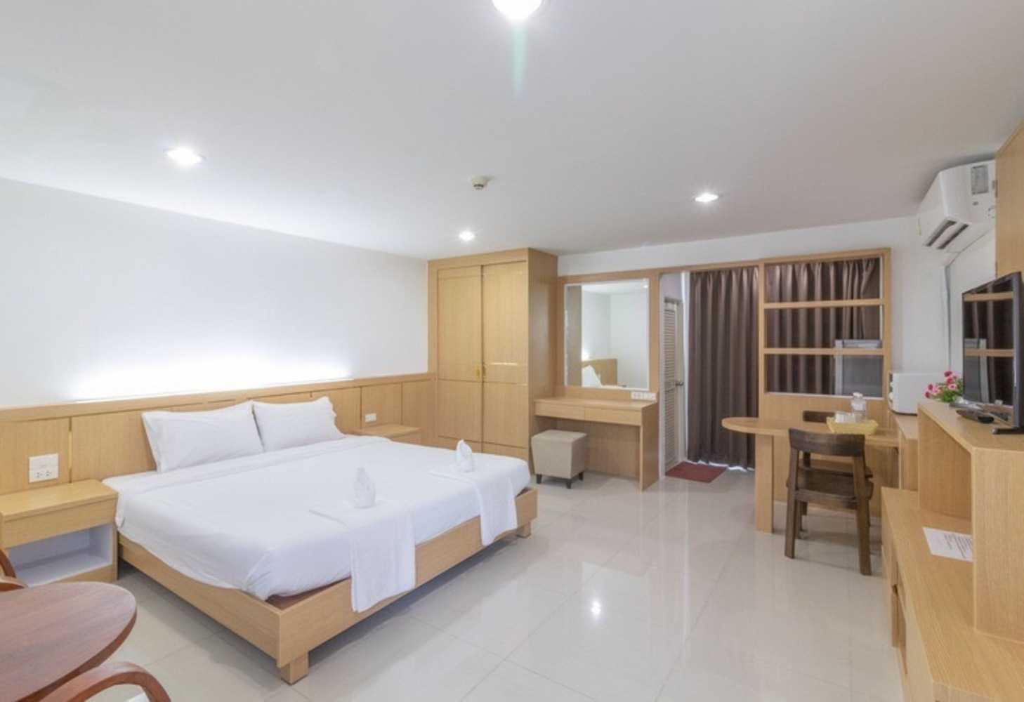 Townhouse Siam Privi Hotel photo 2