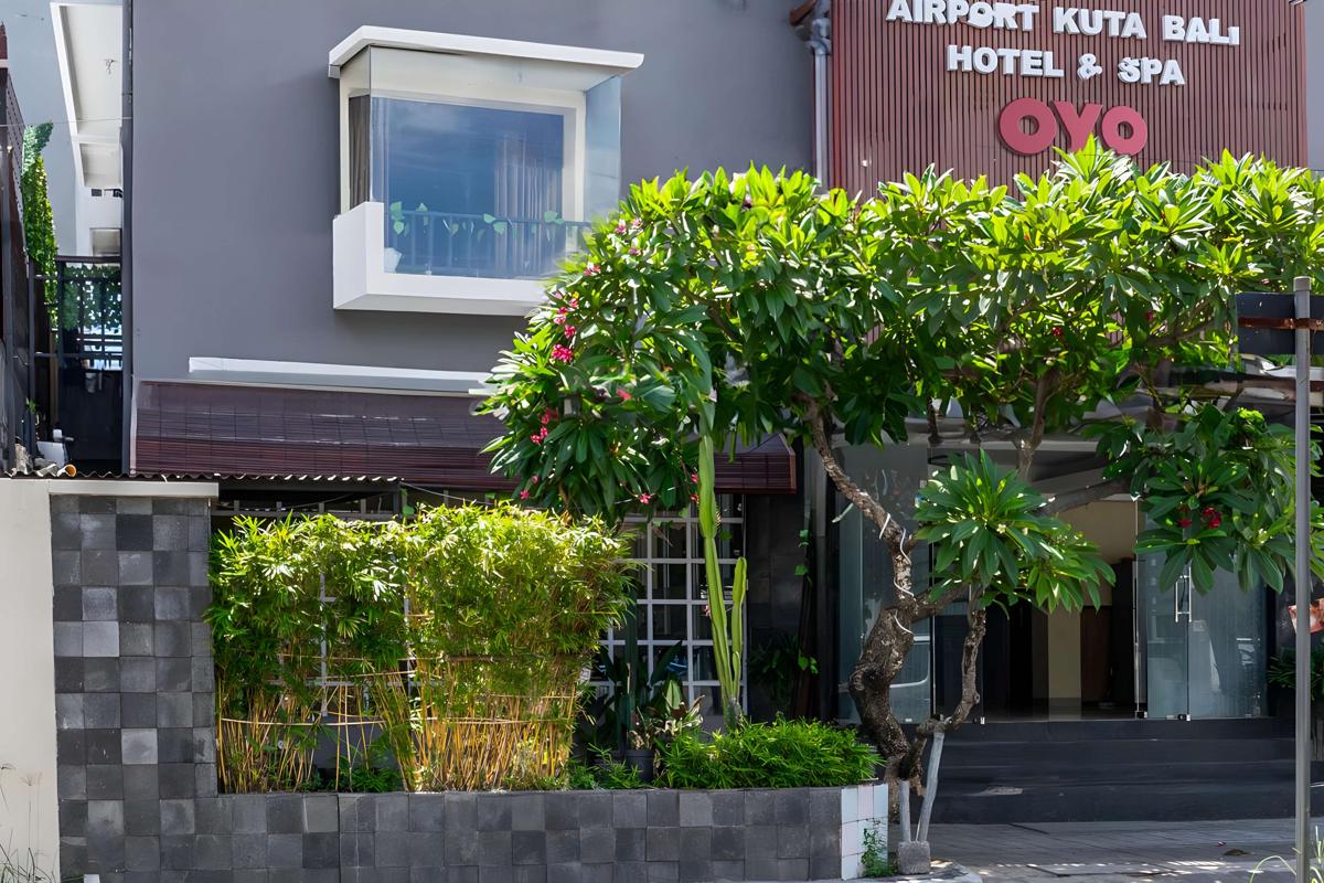 Collection O Airport Kuta Bali Hotel photo 2