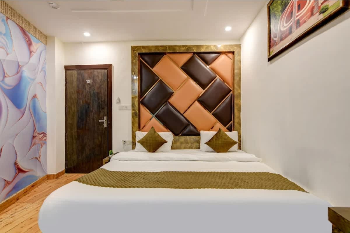 Hotel P G International photo 4