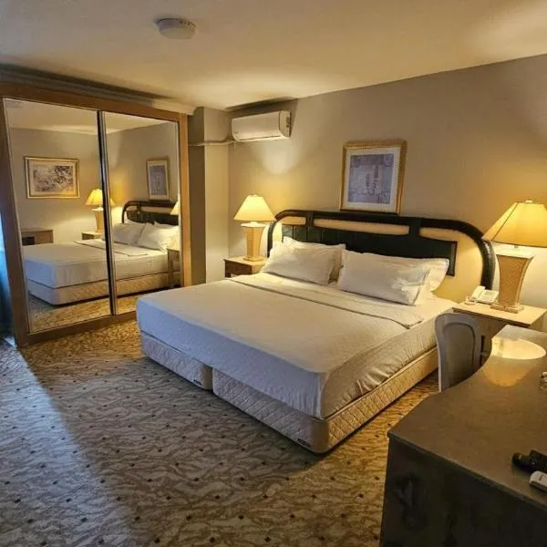 SEVER SUITES photo 5