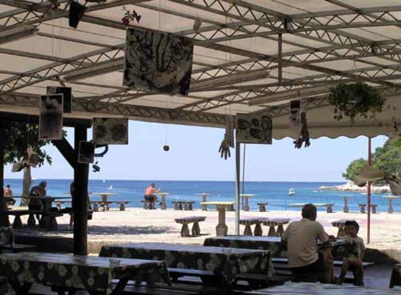 HI Hostel Pula photo 2