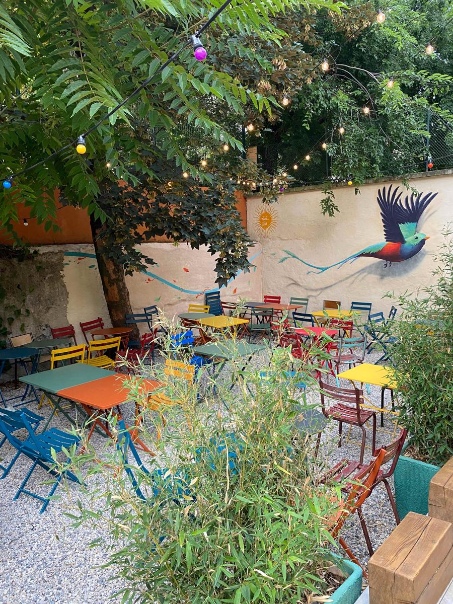 Yasi Hostel photo 1