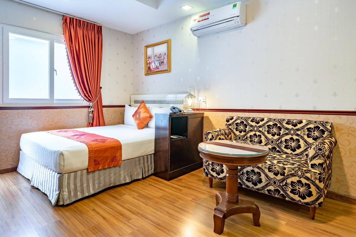 Collection O Emerald Luxury Apartment - Near SECC photo 4