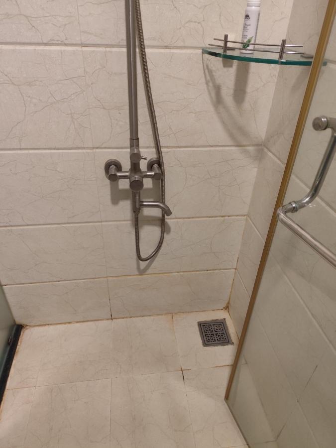 Collection O Emerald Luxury Apartment - Near SECC photo 6