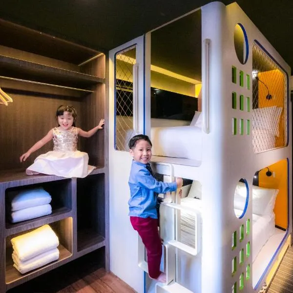 Cube - Family Boutique Capsule Hotel @ Chinatown photo 5