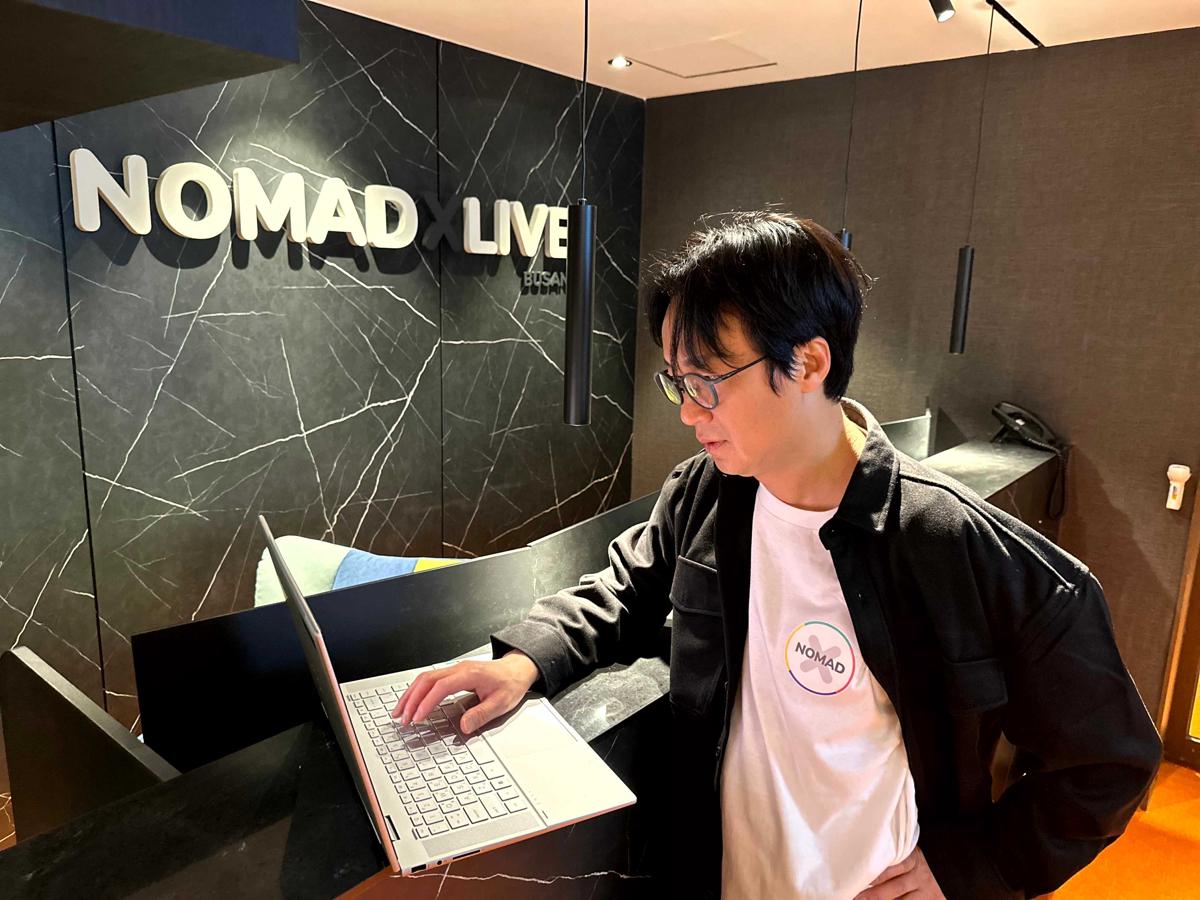 Nomad Live Hostel photo 2