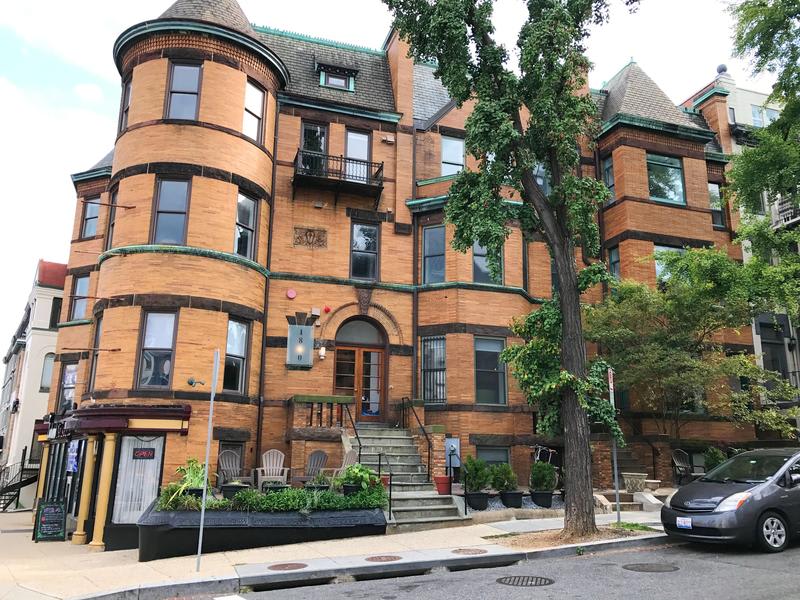 Highroad Hostel DC photo 1