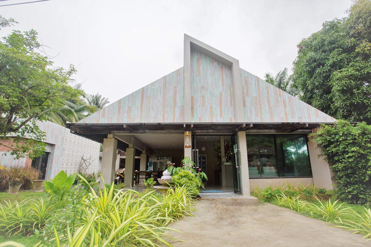 Ko Lanta Amantra Hostels - Women Only photo 2