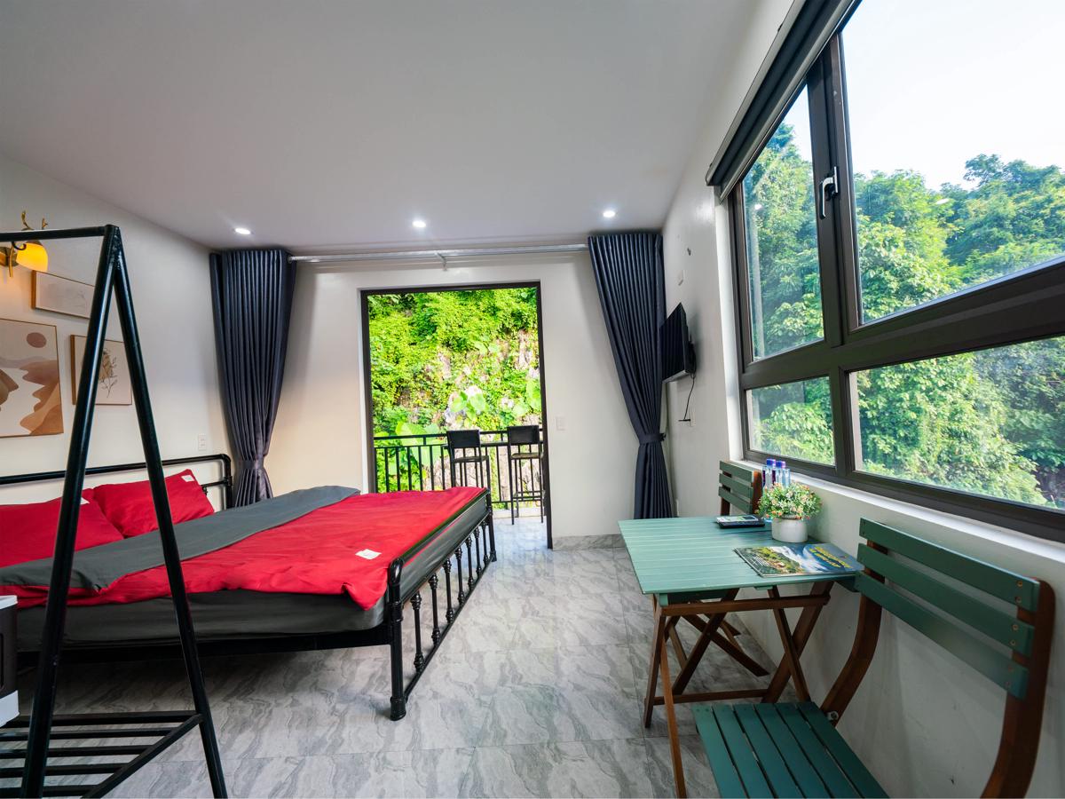 Strawberry Ha Giang Loop, Tours & Motorbike Rental photo 1