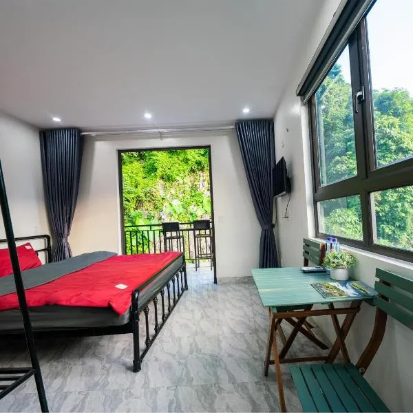 Strawberry Ha Giang Loop, Tours & Motorbike Rental photo 5