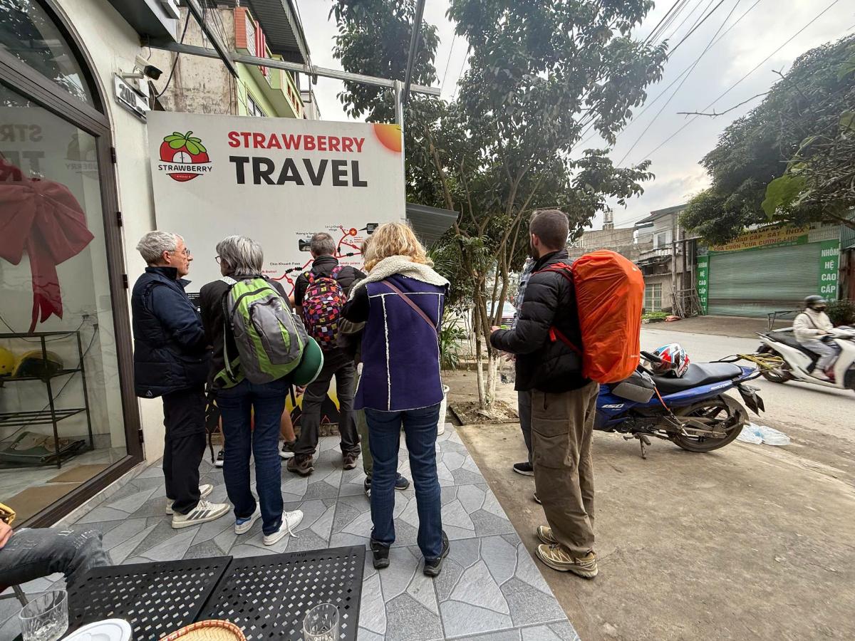 Strawberry Ha Giang Loop, Tours & Motorbike Rental photo 6