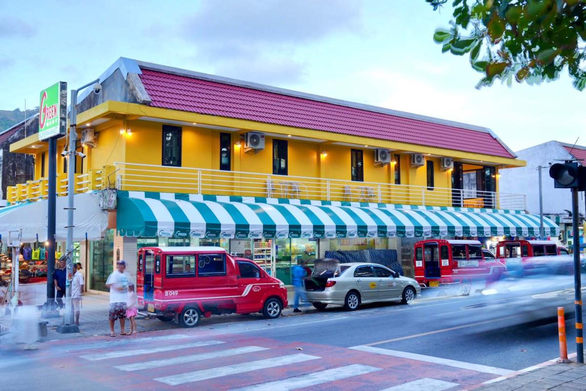Bed & Beach Hostel Karon photo 2