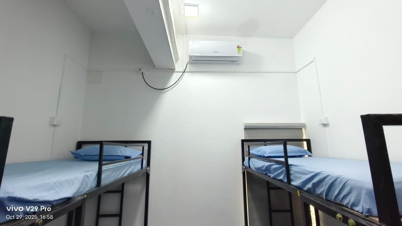Nestiq Hostel photo 5