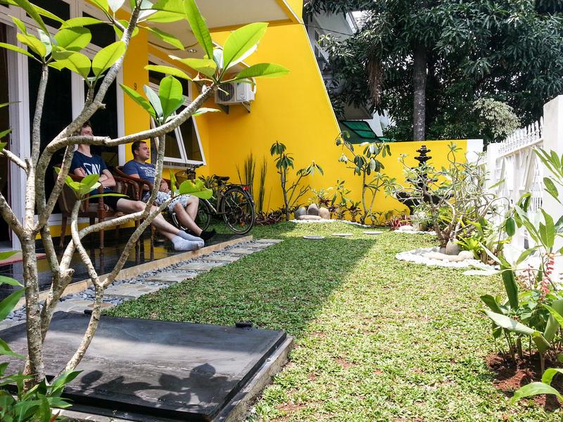 Cendana Mulia Hostel photo 1