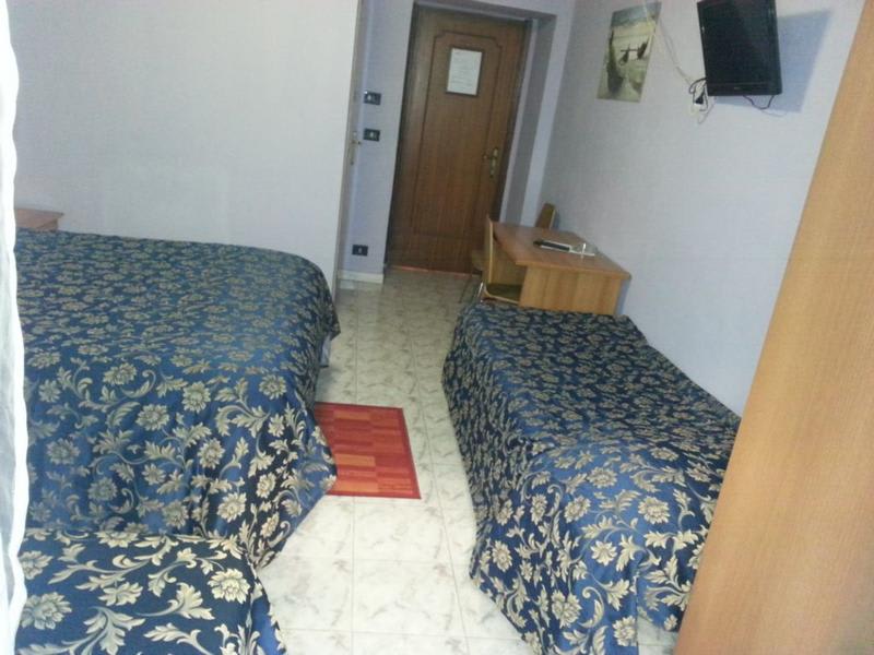 Roxena House photo 2