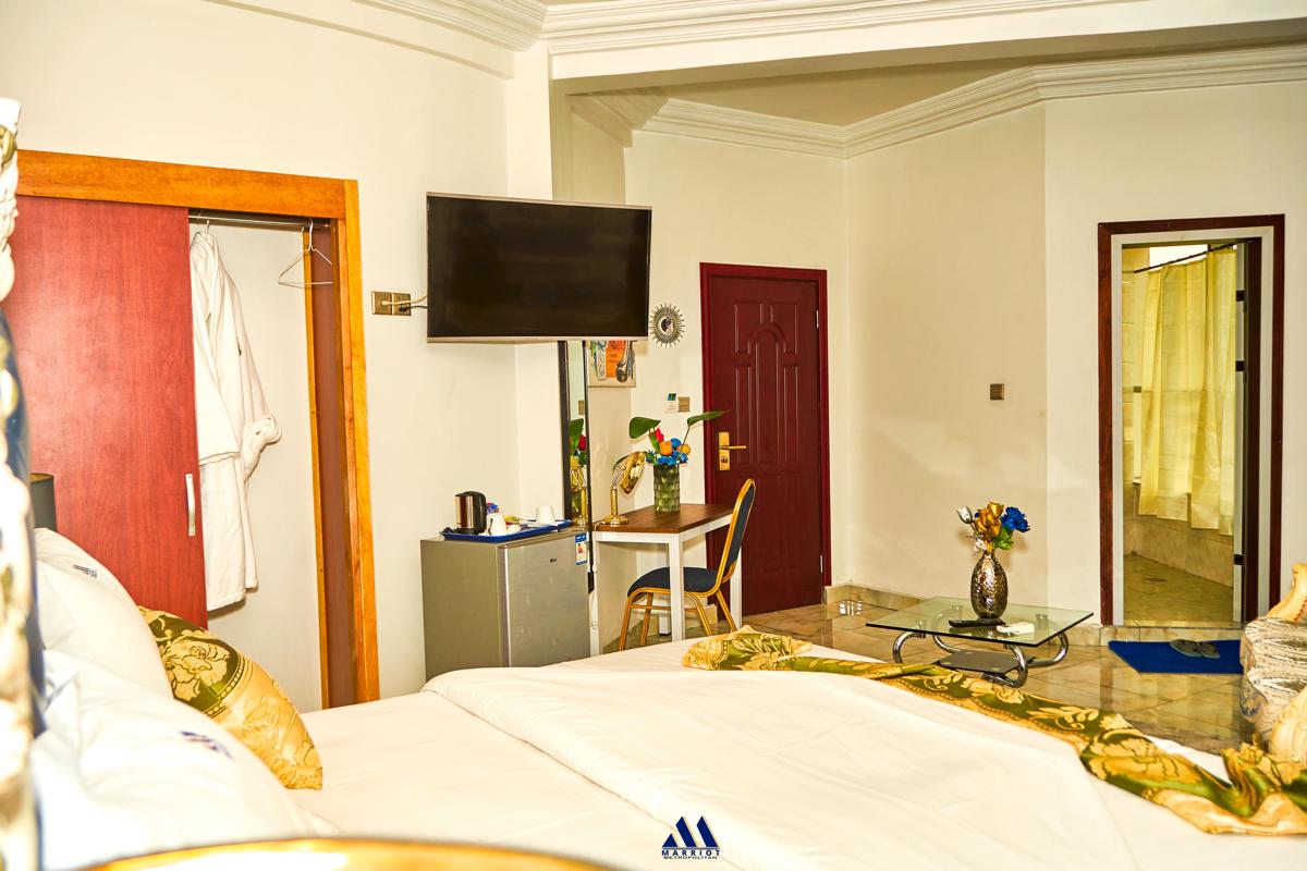 Marriot Metropolitan Hotel photo 5