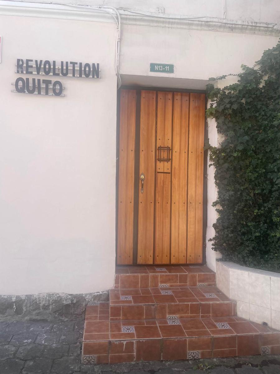 Hostel Revolution photo 2