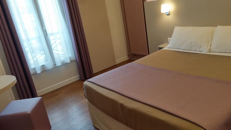 ** Modern Hotel photo 1