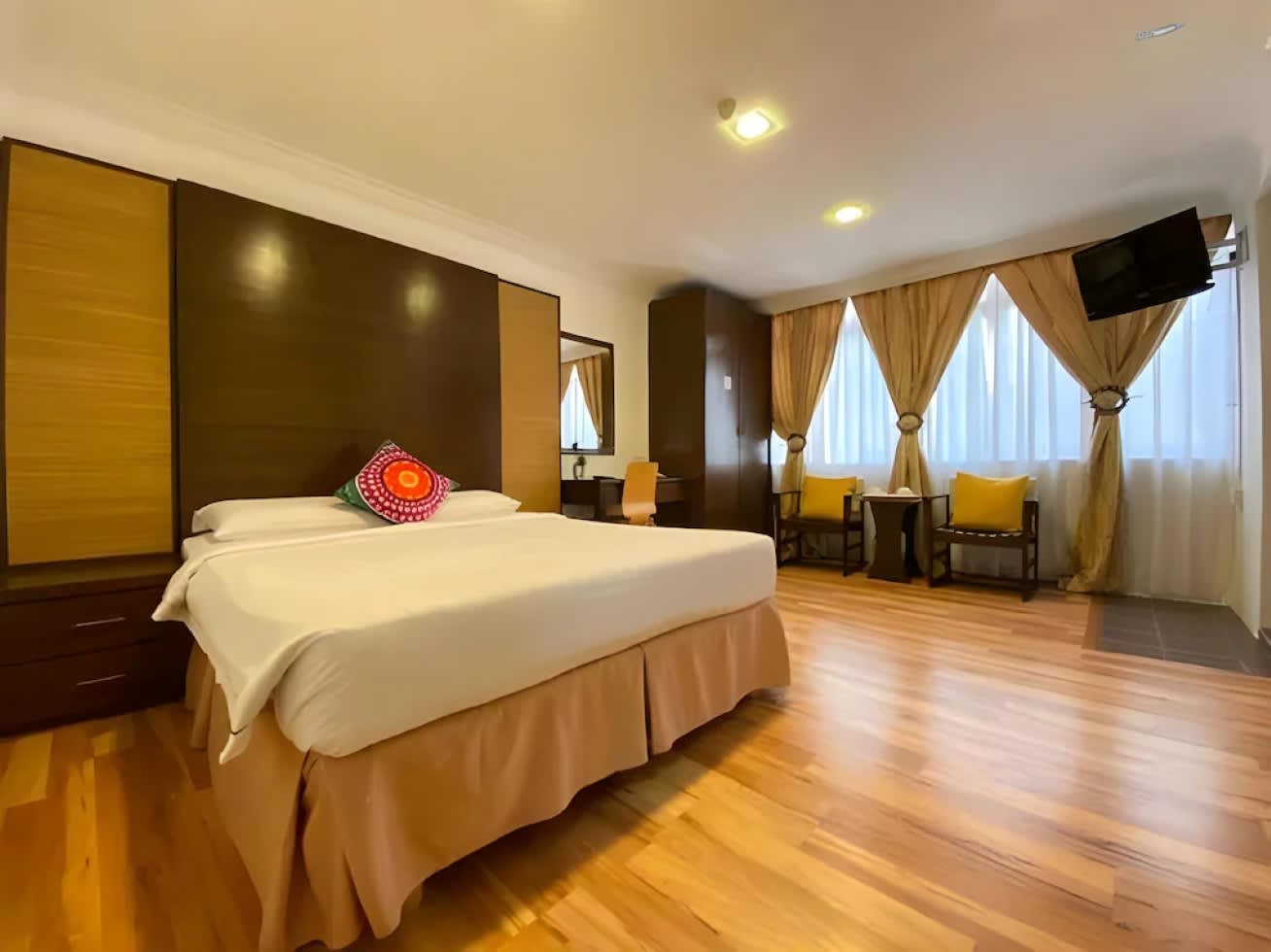 Desa Queenspark Hotel photo 1