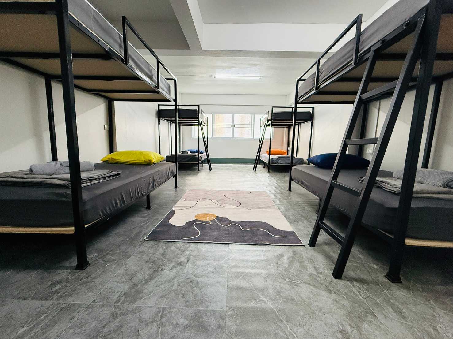 Hee Pee Hostel photo 4