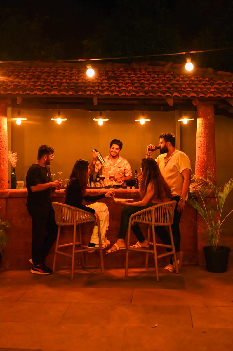 Locomo Boutique Morjim- Cozy tropical stay, near beach photo 4