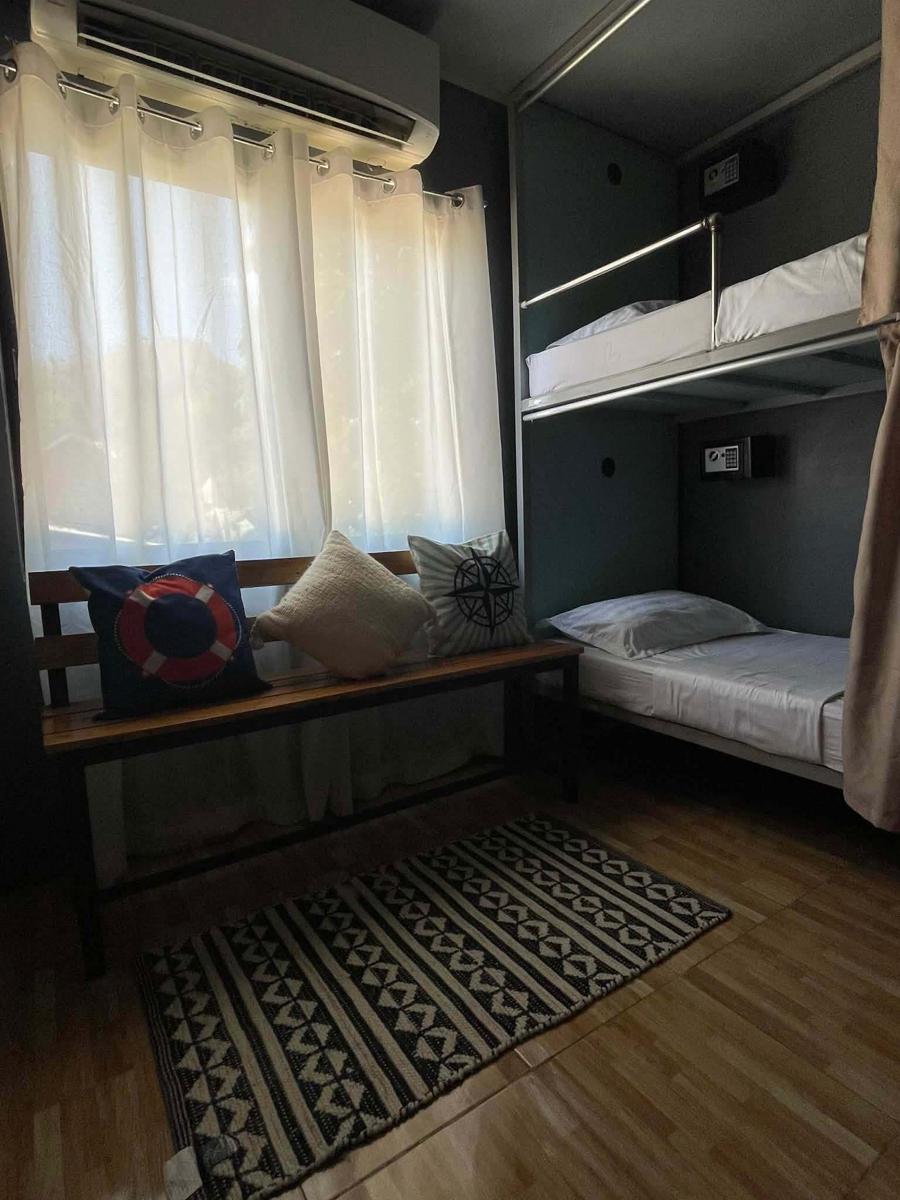 Aqua Hostel Coron photo 3