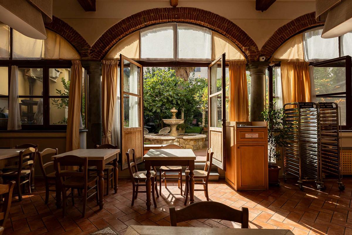 Archi Rossi Hostel photo 4