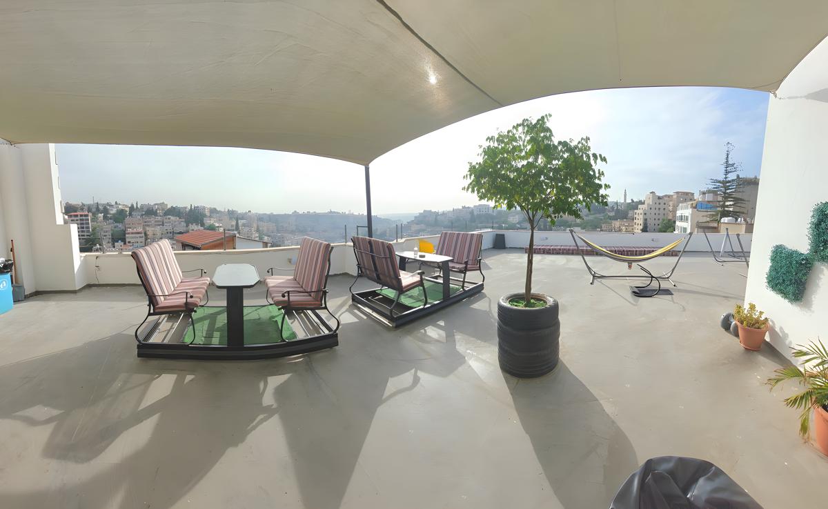 Nomads Hotel & Hostel photo 3